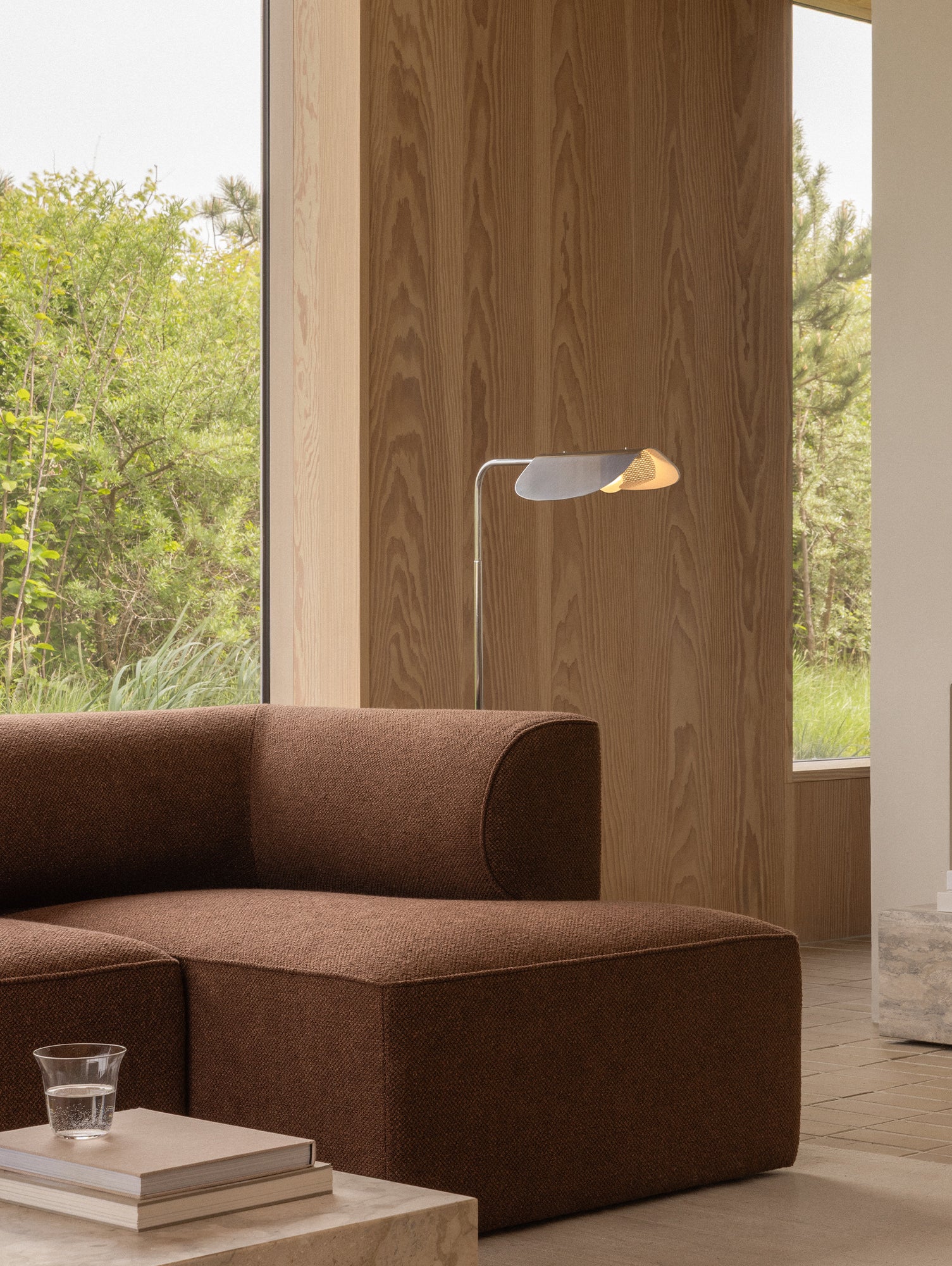 Wing Floor Lamp by Audo Copenhagen - Polished Aluminium