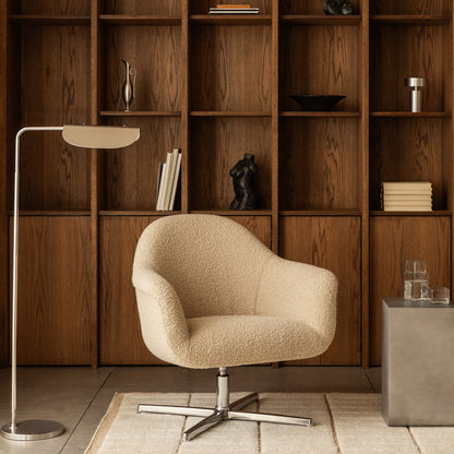 Wing Floor Lamp by Audo Copenhagen - Polished Aluminium