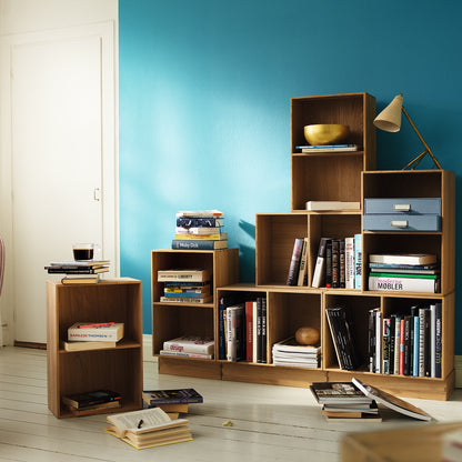 B98 Bookcase by FDB Mobler