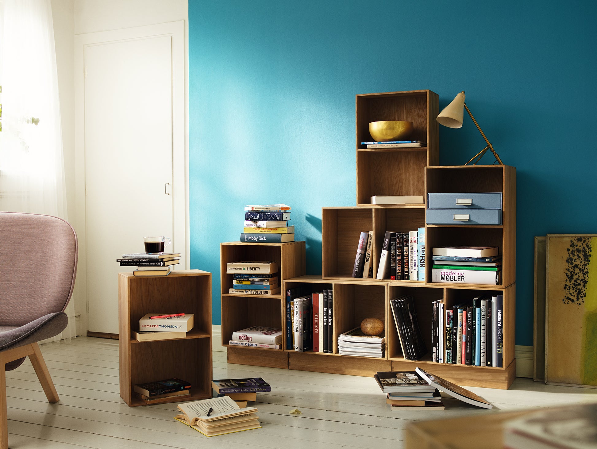 B98 Bookcase by FDB Mobler