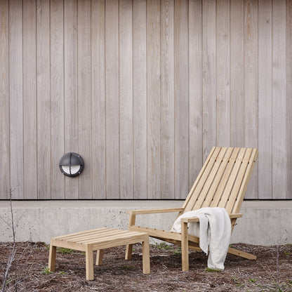 Between Lines Deck Chair by Fritz Hansen