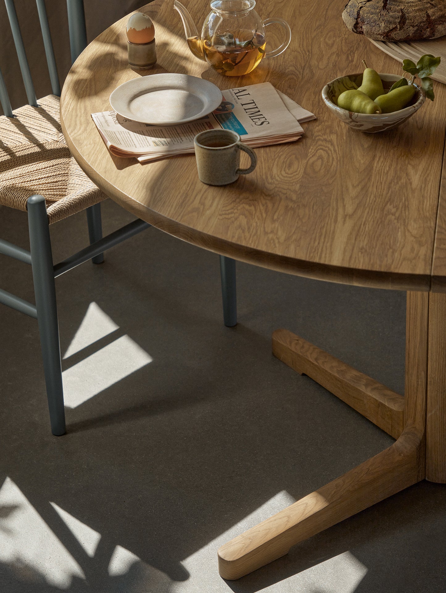 C69E Table by FDB Mobler 