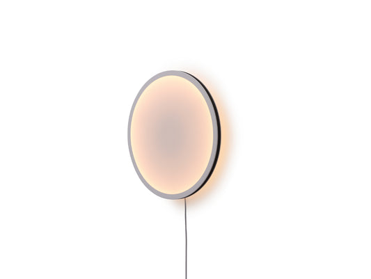 Calm Wall Lamp by Muuto - D50 cm / With an Inline Dimmer and Plug / White Shade / Black Edge