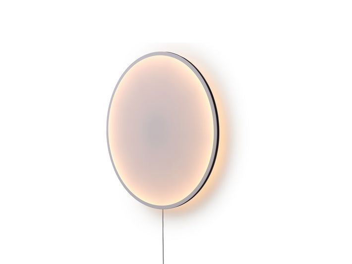 Calm Wall Lamp by Muuto - D90 cm / With an Inline Dimmer and Plug / White Shade / Black Edge