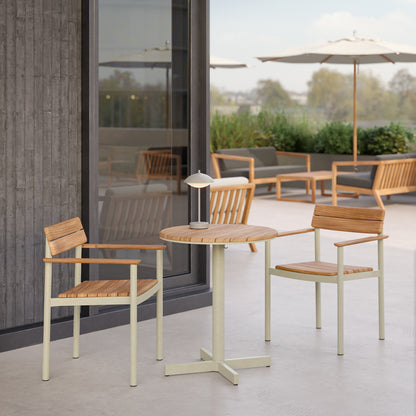 Pelagus Cafe Table by Fritz Hansen - Light Ivory