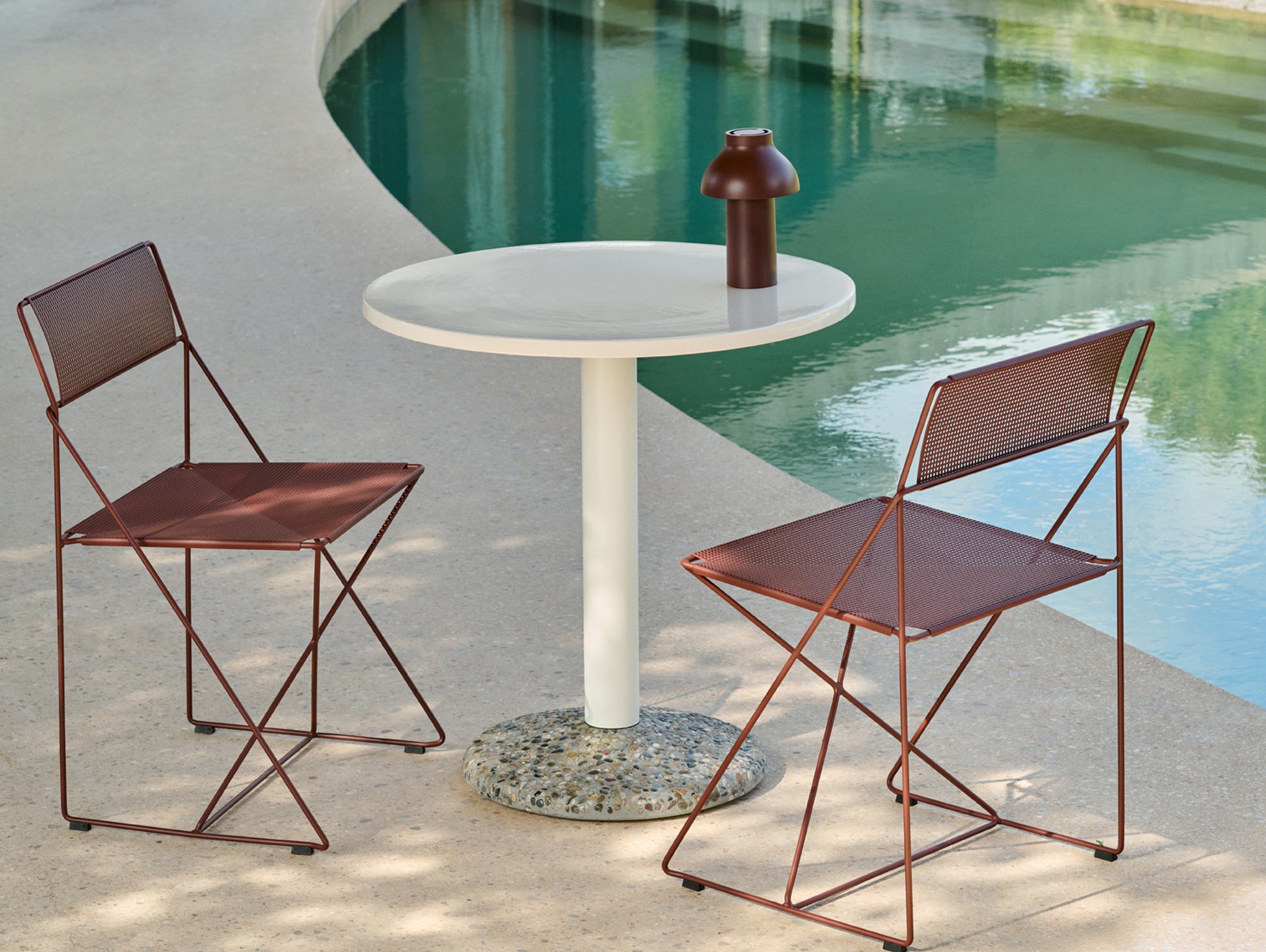 Ceramic Table by HAY - D70 cm / Warm White