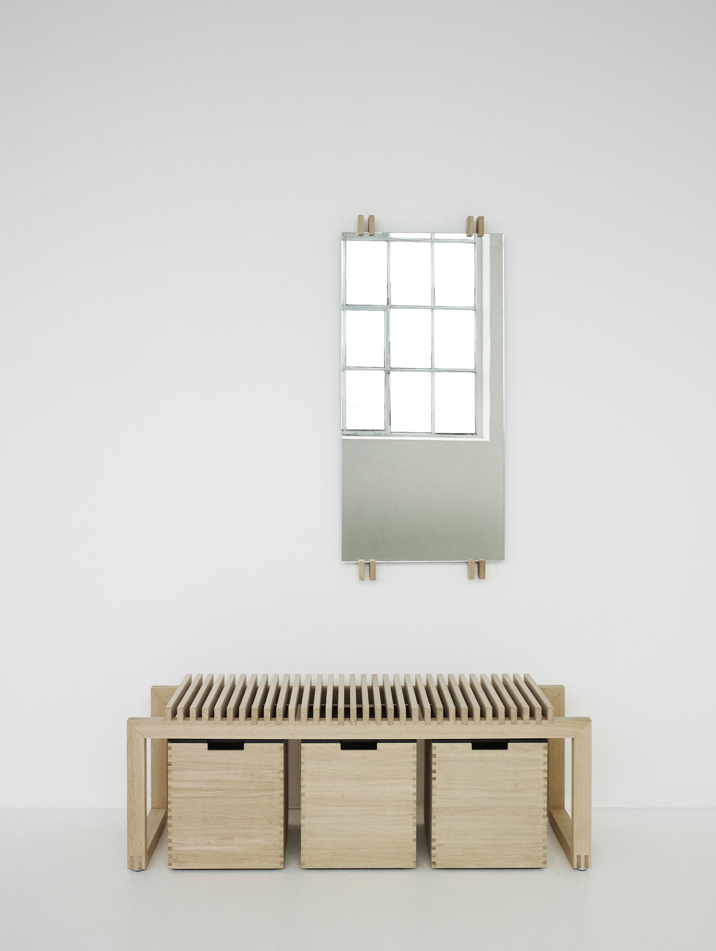 Cutter Mirror by Fritz Hansen