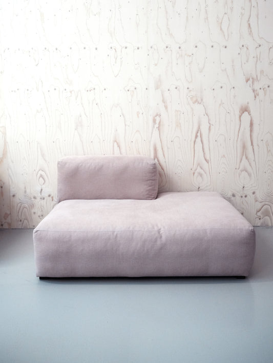 HAY Mags Soft Sofa (Low Armrest) / Left Backrest (S9302) / Romo Linara 415 Abelia
