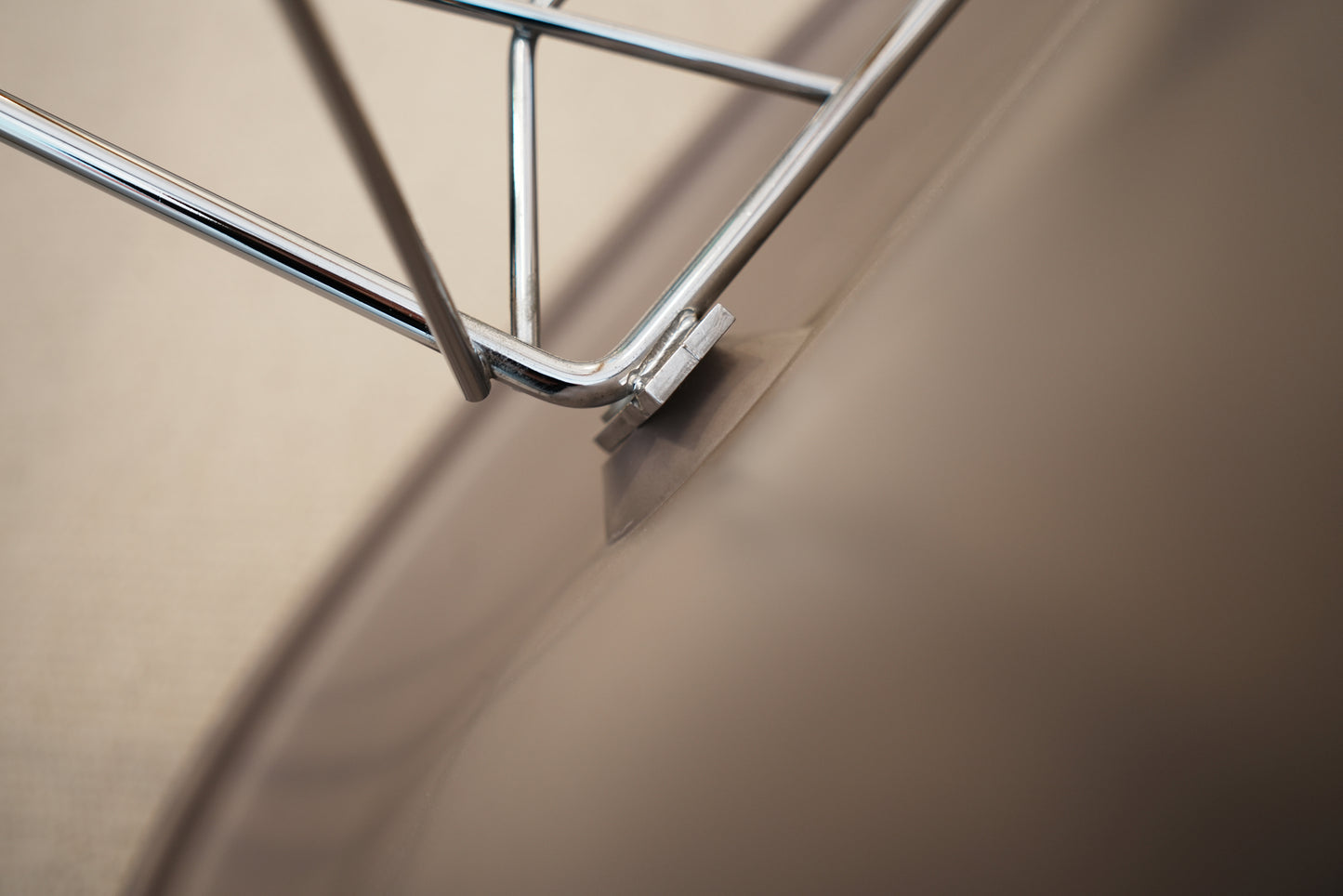 イームズ RAR プラスチック アームチェア RE