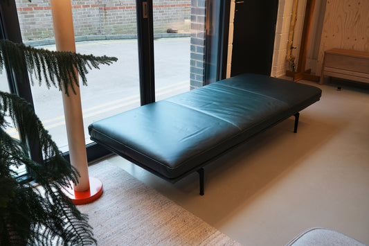 Outline Daybed / Dark Green Refine Leather / Factory 2nd