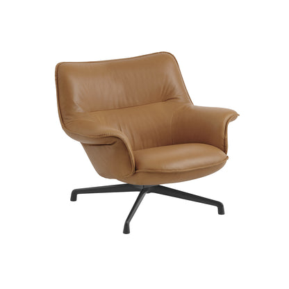 Doze Lounge Chair Low Back - Swivel Base by Muuto / Cognac Silk Leather / Black Base