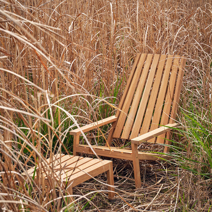 Between Lines Deck Chair by Fritz Hansen