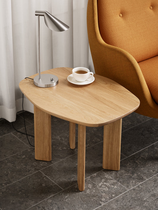 Analog Side Table (JH43A) by Fritz Hansen