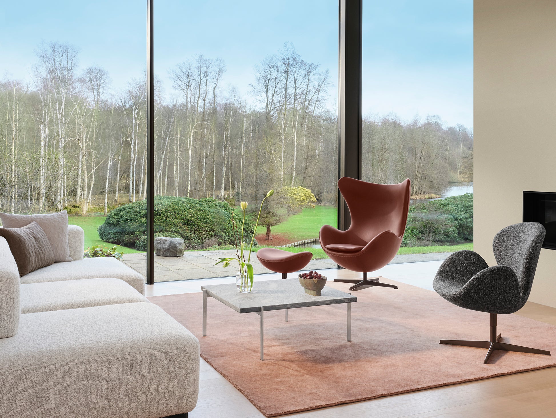PK61 Coffee Table by Fritz Hansen 