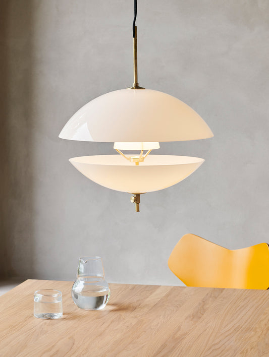 Clam Pendant Lamp by Fritz Hansen 