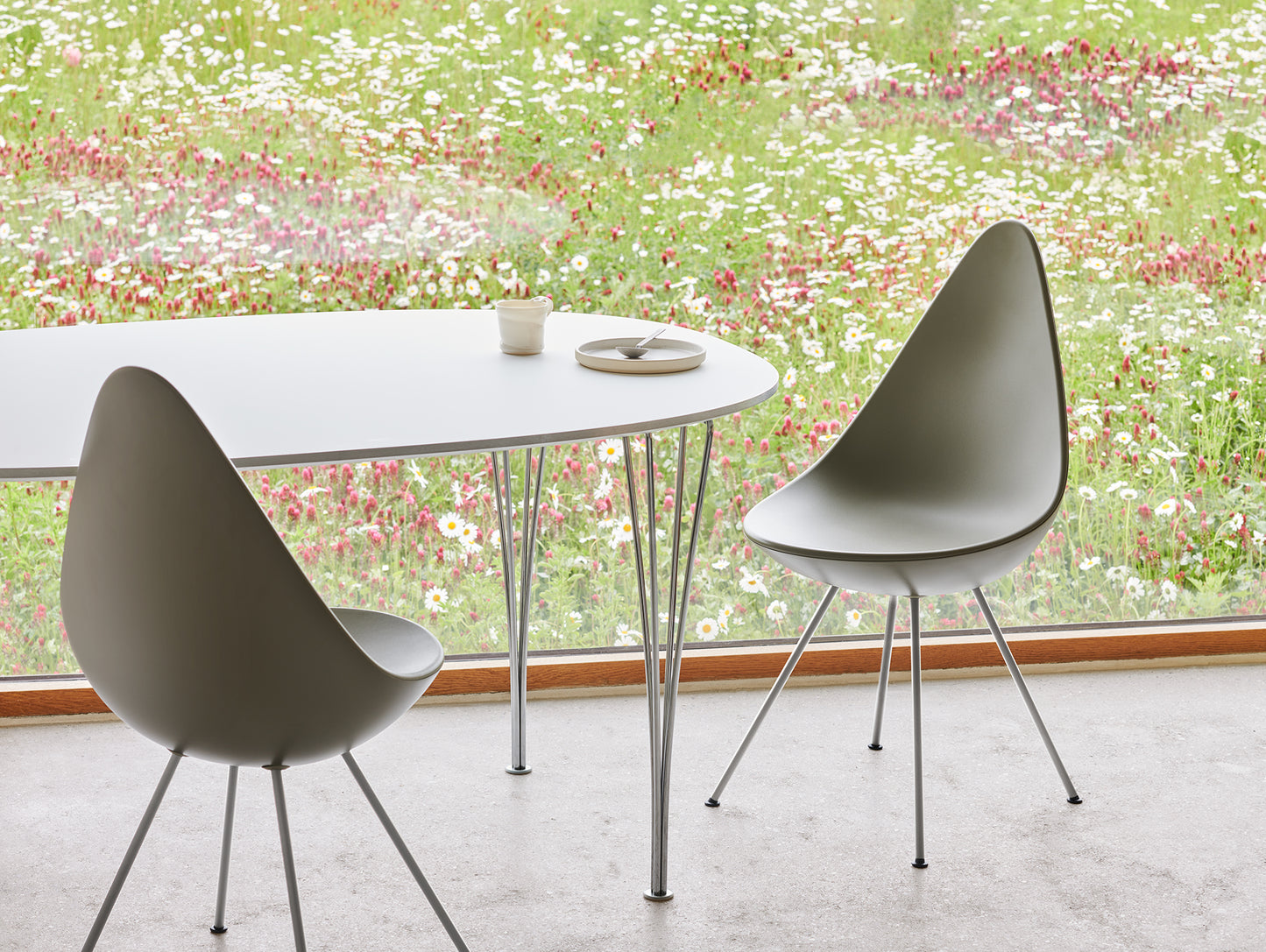Drop Dining Chair Plastic (3110) by Fritz Hansen - Olive Green / Chrome Base