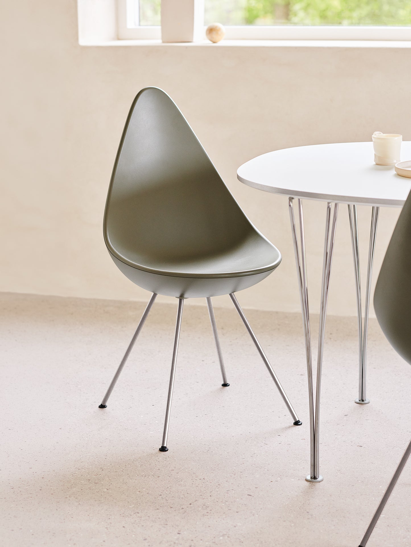 Drop Dining Chair Plastic (3110) by Fritz Hansen - Olive Green / Chrome Base