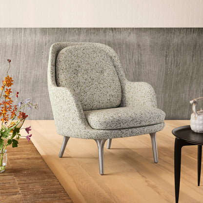 Fri Lounge Chair JH4 - Single Upholstery by Fritz Hansen / Atom 124