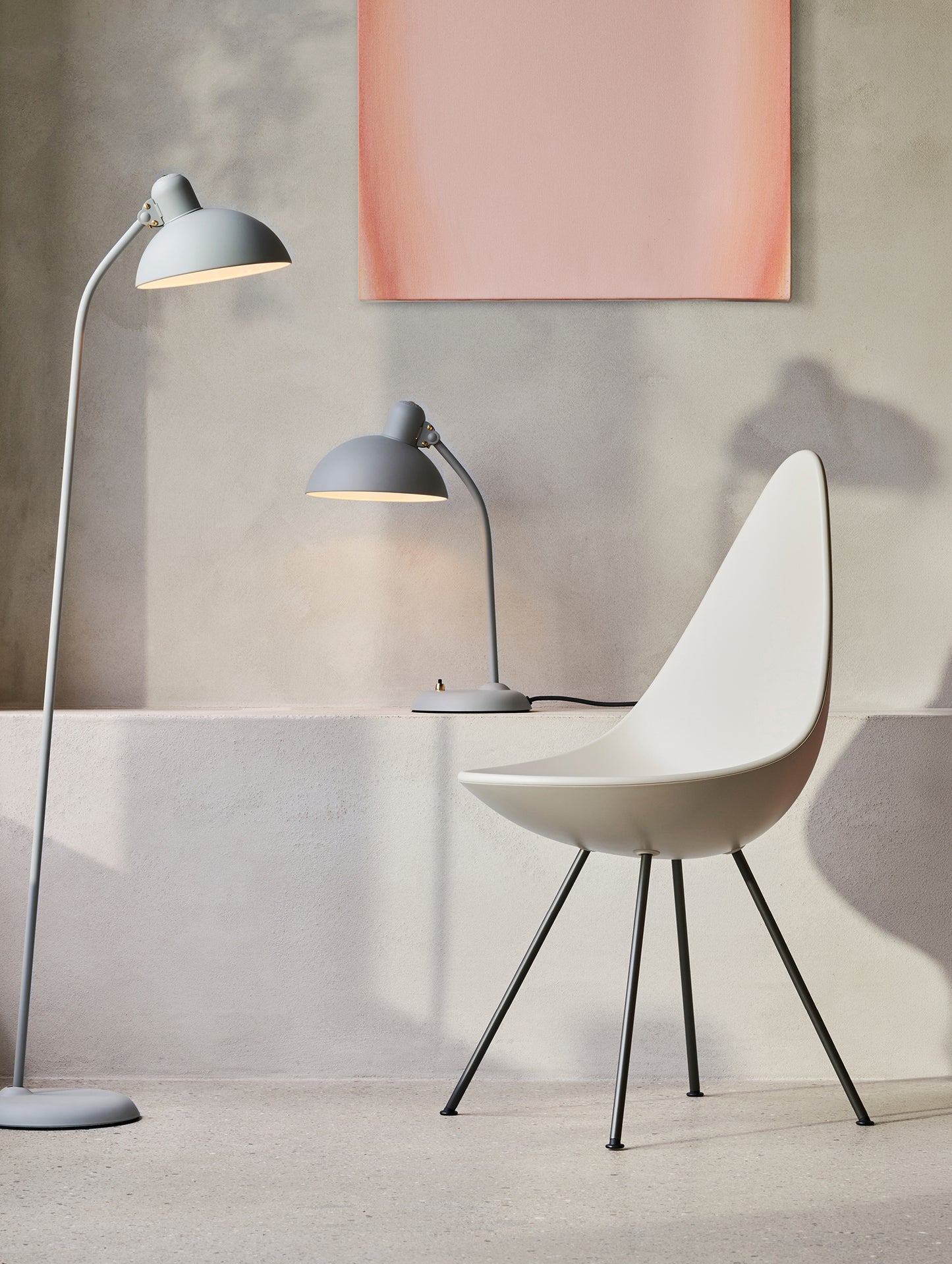 Drop Dining Chair Plastic (3110) by Fritz Hansen  