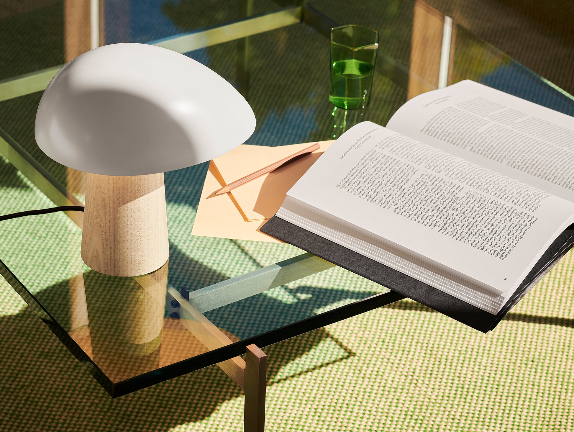 PK61 Coffee Table by Fritz Hansen  - Glass