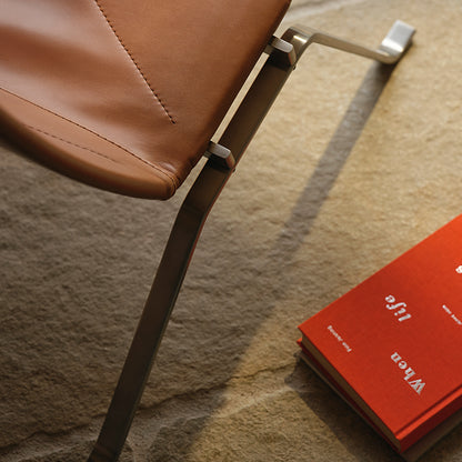 PK22 Lounge Chair by Fritz Hansen - Walnut Grace Leather