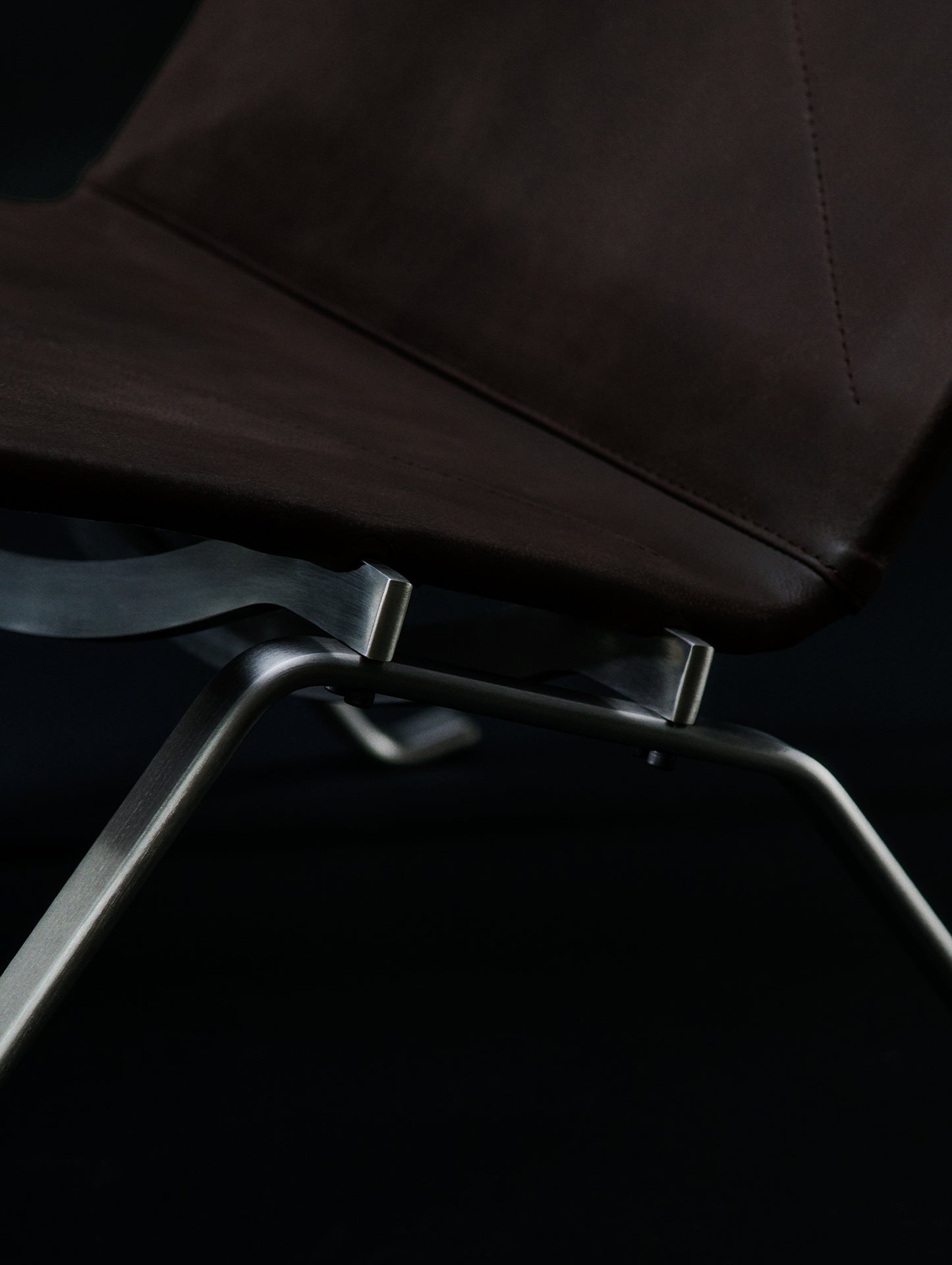 PK22 Lounge Chair  Anniversary Edition by Fritz Hansen - Dark Brown Haze Leather