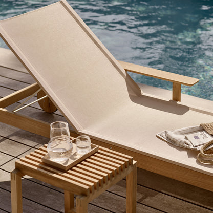 Pelagus Sunbed with One Armrest by Fritz Hansen