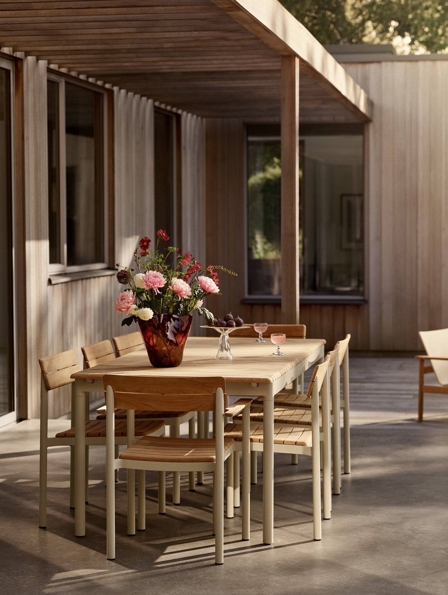 Pelagus Armchair by Fritz Hansen - Light Ivory