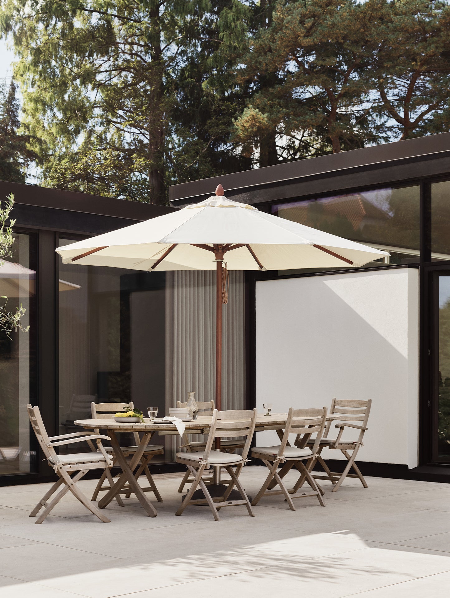 Selandia Extendable Table by Fritz Hansen