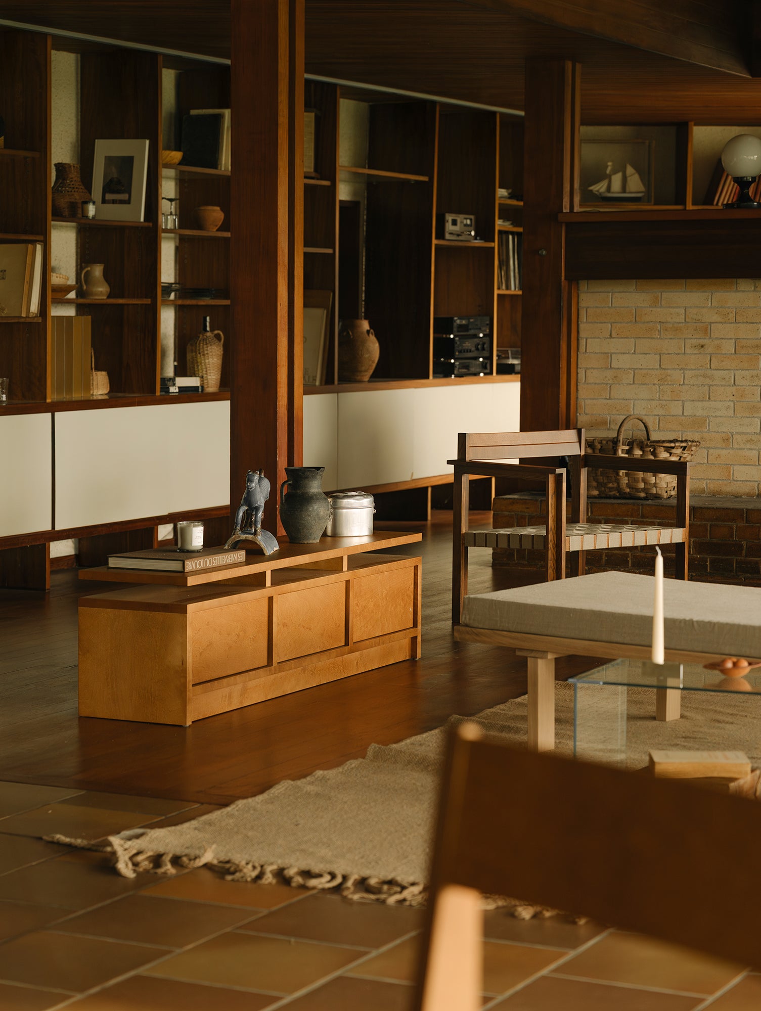 Ratio Console by Frama