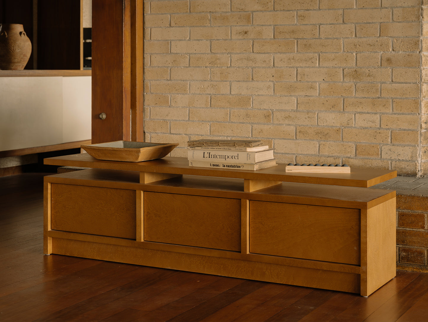 Ratio Console by Frama