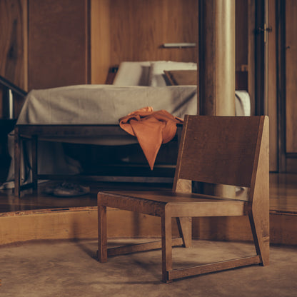Easy Chair 01