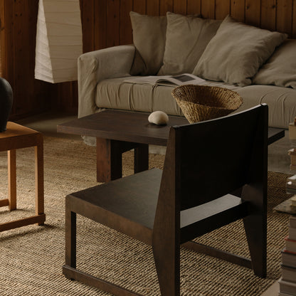 Easy Chair 01
