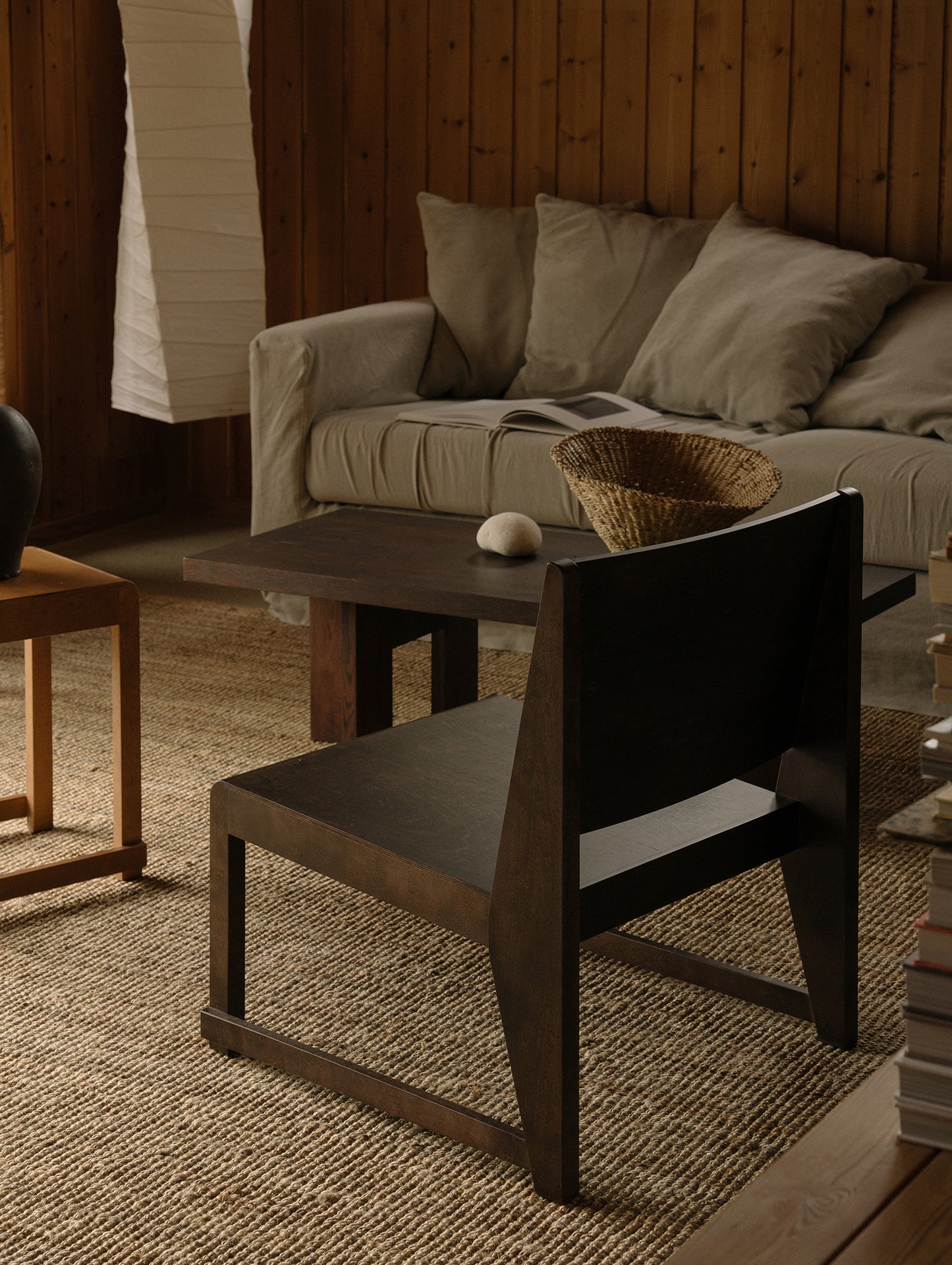 Easy Chair 01