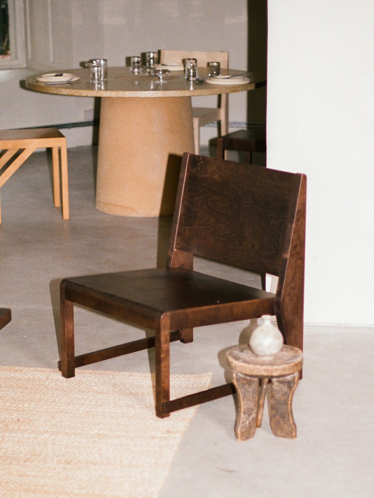 Easy Chair 01