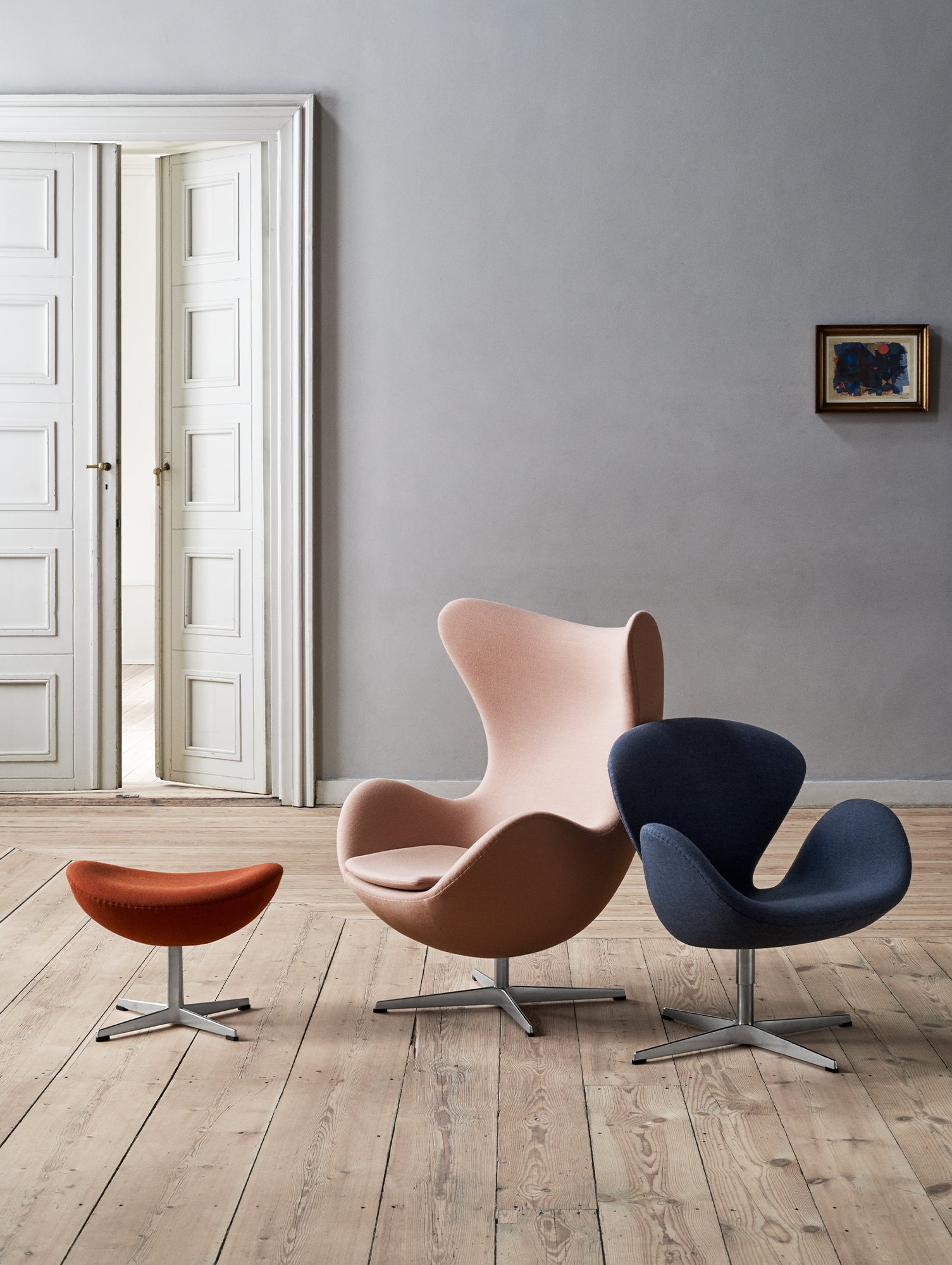 Egg Footstool by Fritz Hansen