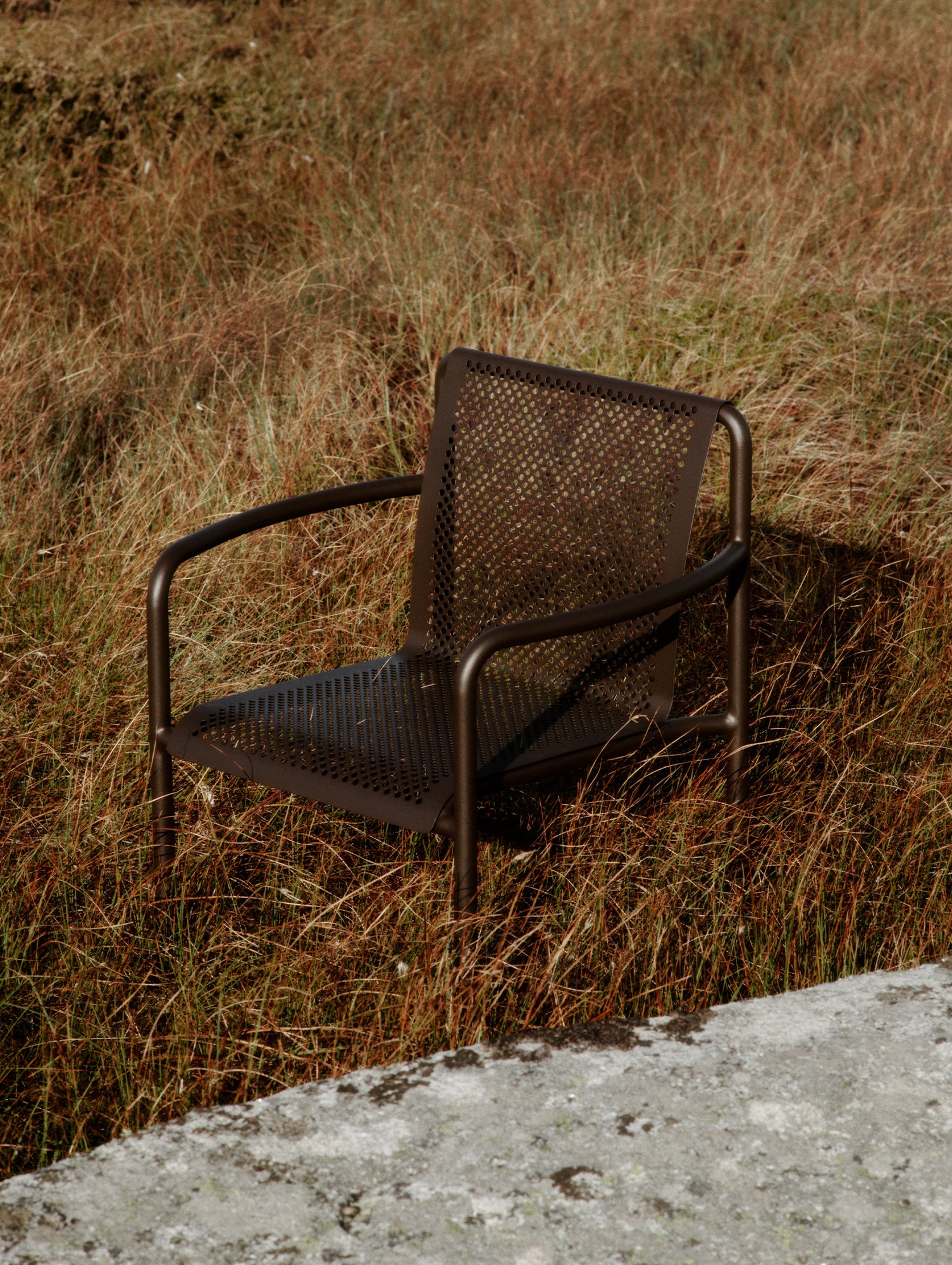 Dapple Armchair by Ferm Living - Dark Chocolate