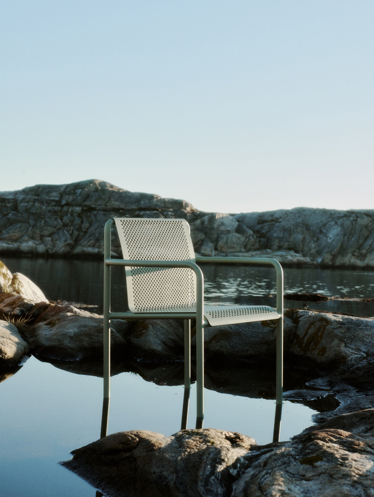 Dapple Armchair by Ferm Living - Tea Green