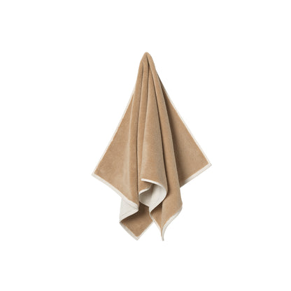 Ekko Bath Towel by Ferm Living - Cashmere / Off White