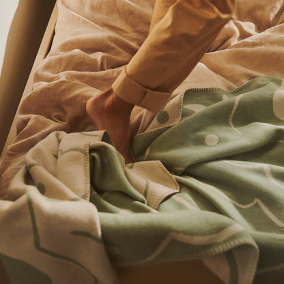 Skye Blanket by Ferm Living - Tea Green / Parchment