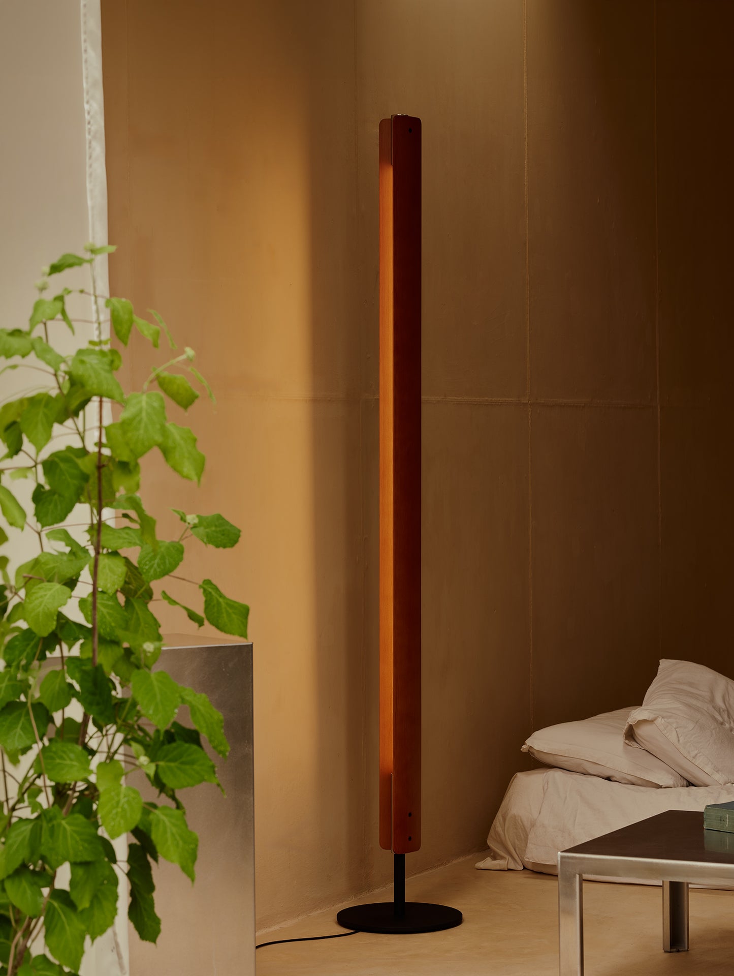 Seki-Han Floor Lamp