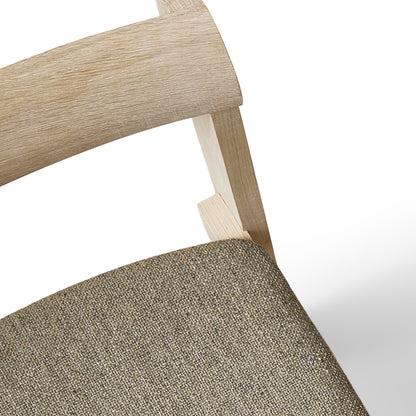 Blueprint Chair Upholstered by Form & Refine - Frame: White Oiled Oak / Seat: Hallingdal 65 227