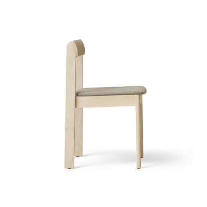 Blueprint Chair Upholstered by Form & Refine - Frame: White Oiled Oak / Seat: Hallingdal 65 227