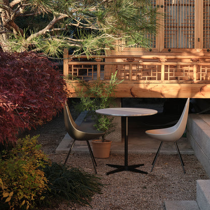 Drop Dining Chair Plastic (3110) by Fritz Hansen