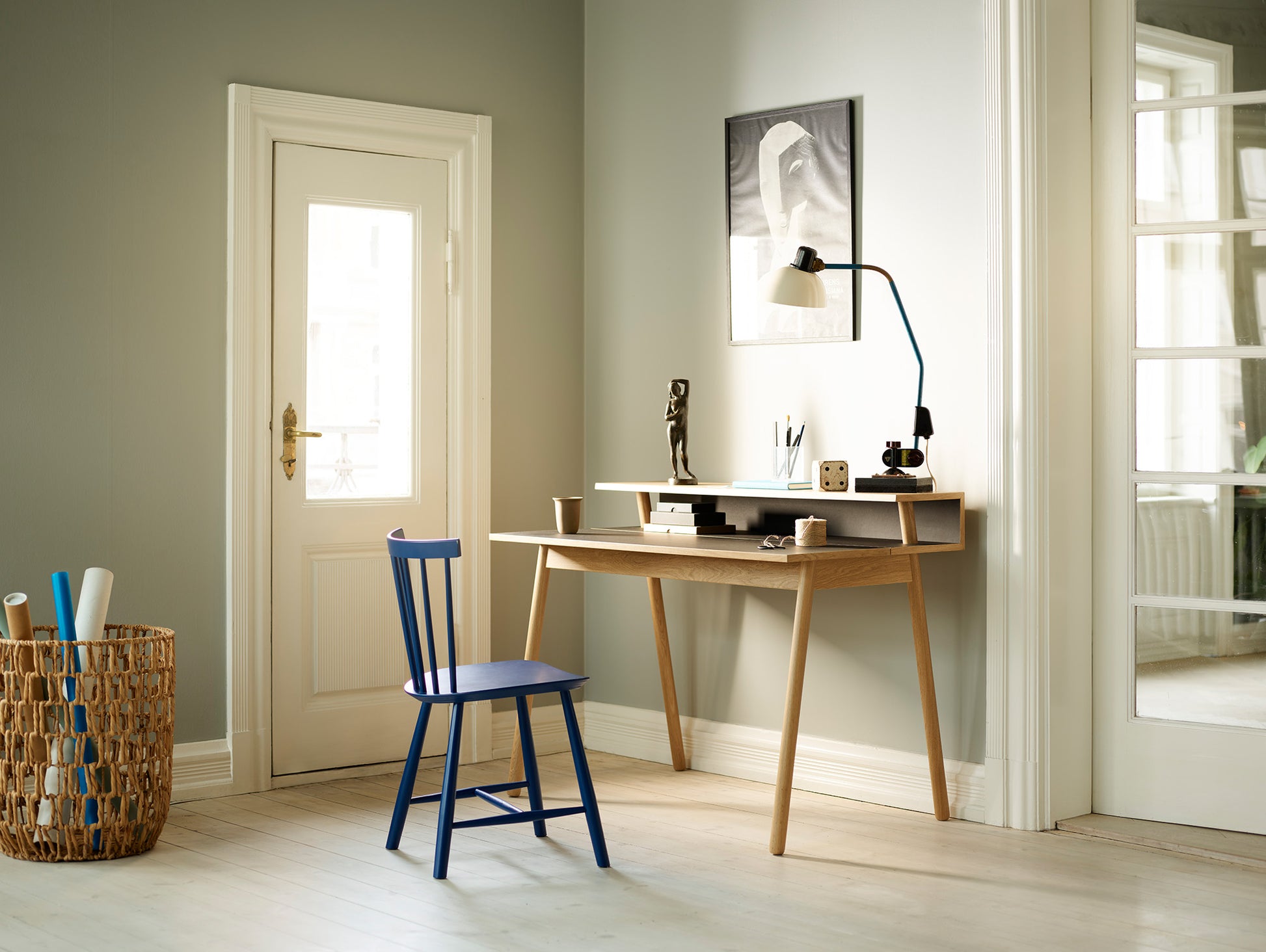 C68 Norrebro Desk by FDB Mobler - Mushroom Linoleum Tabletop