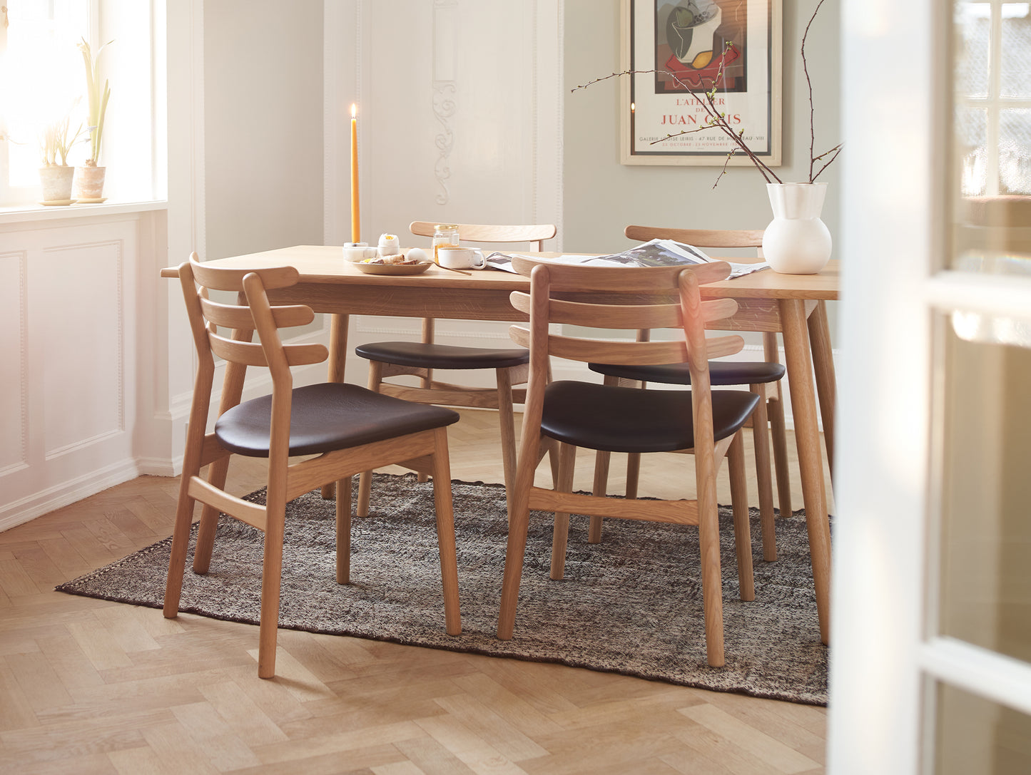 C35 Extendable Table