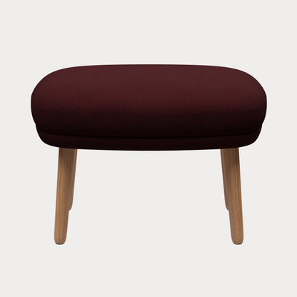 Fri Ottoman by Fritz Hansen - JH15 / 
Outside: Christianshavn 1141 / Seat: Christianshavn 1141