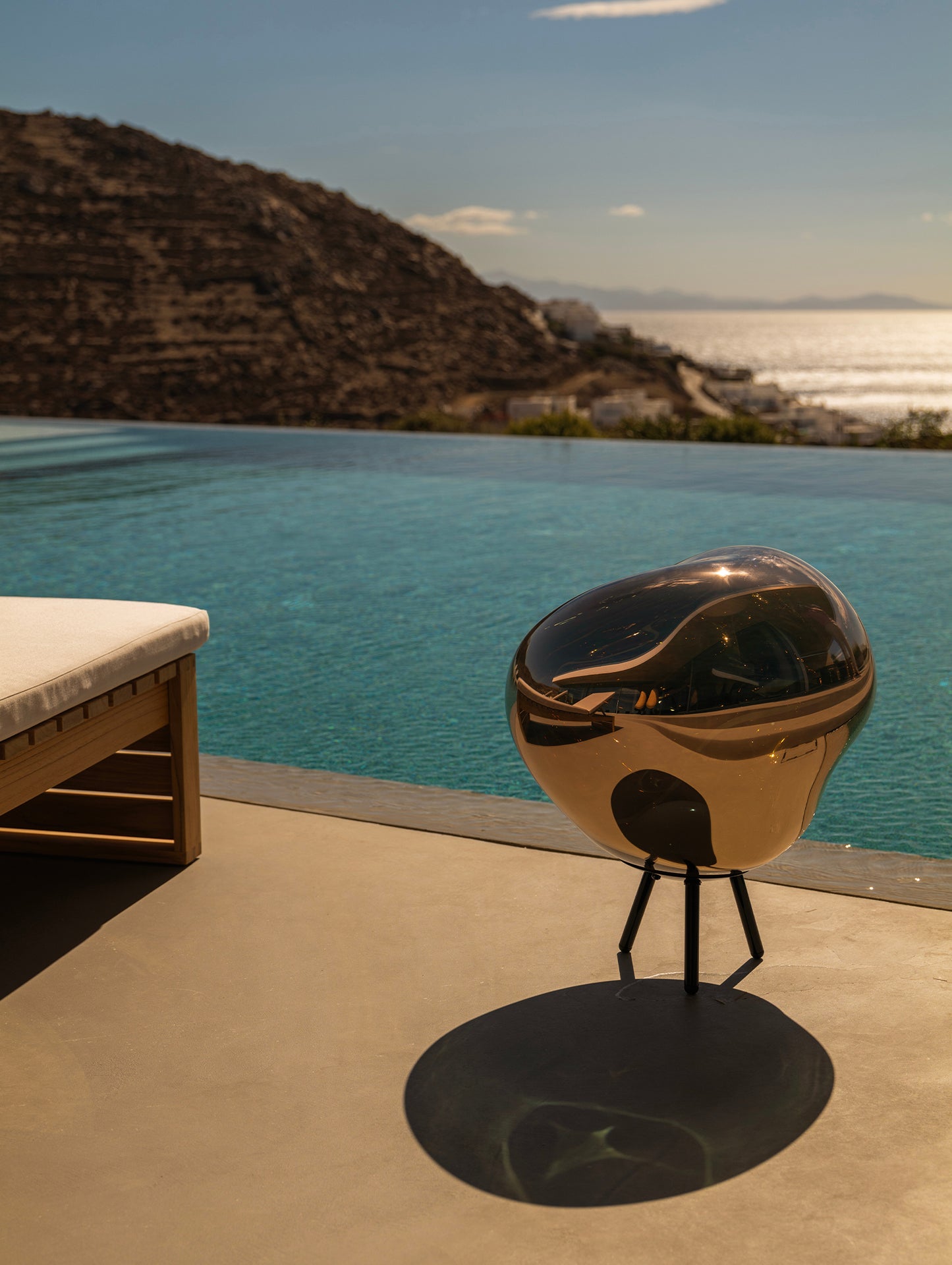 Melt Large LED Portable Lamp by Tom Dixon 