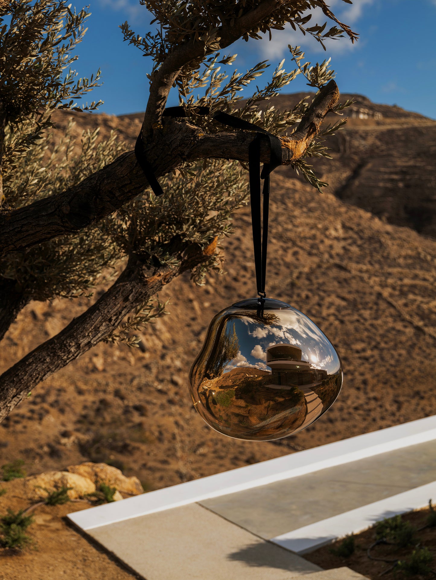 Melt Large LED Portable Lamp by Tom Dixon 