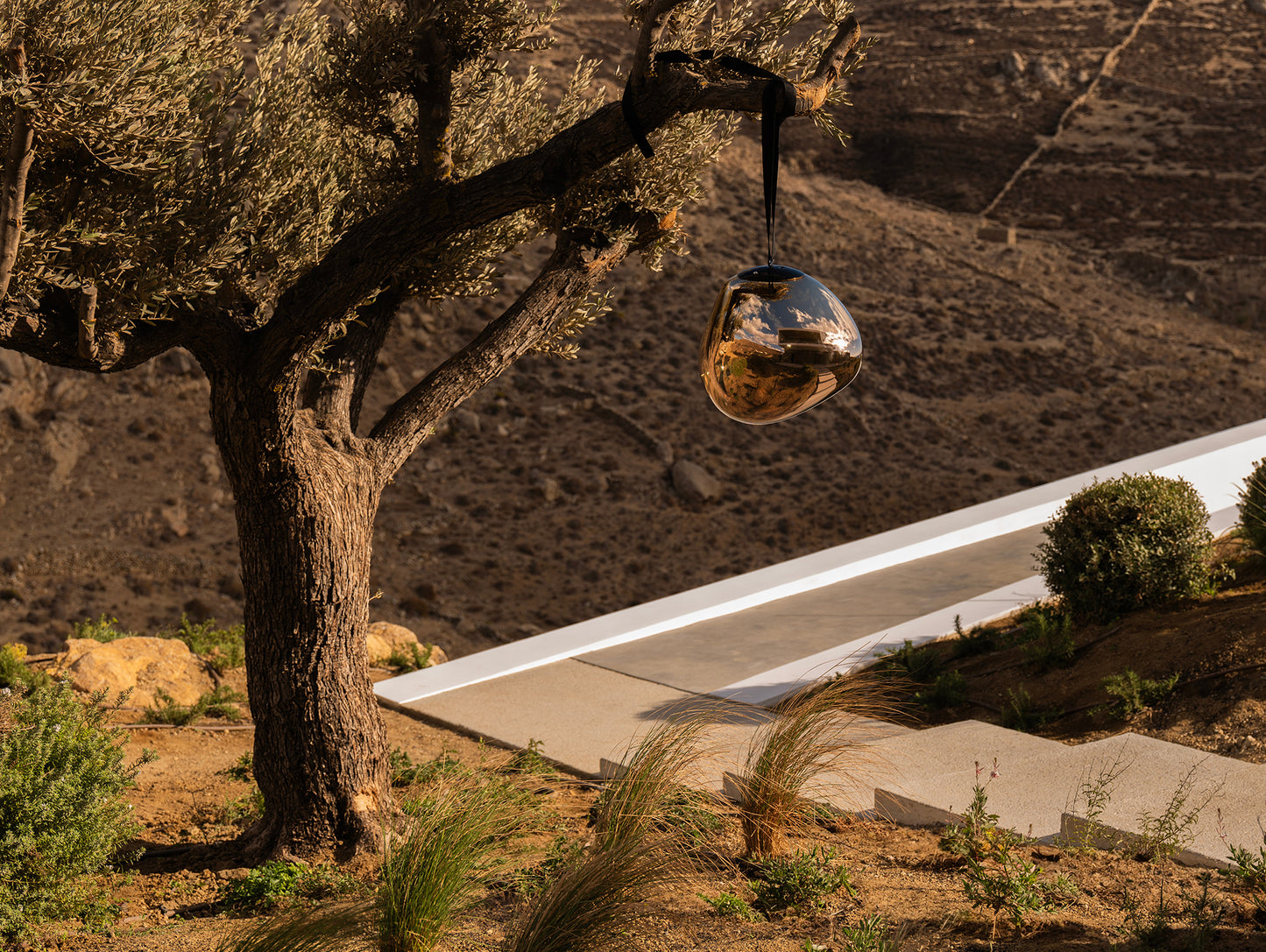 Melt Large LED Portable Lamp by Tom Dixon 